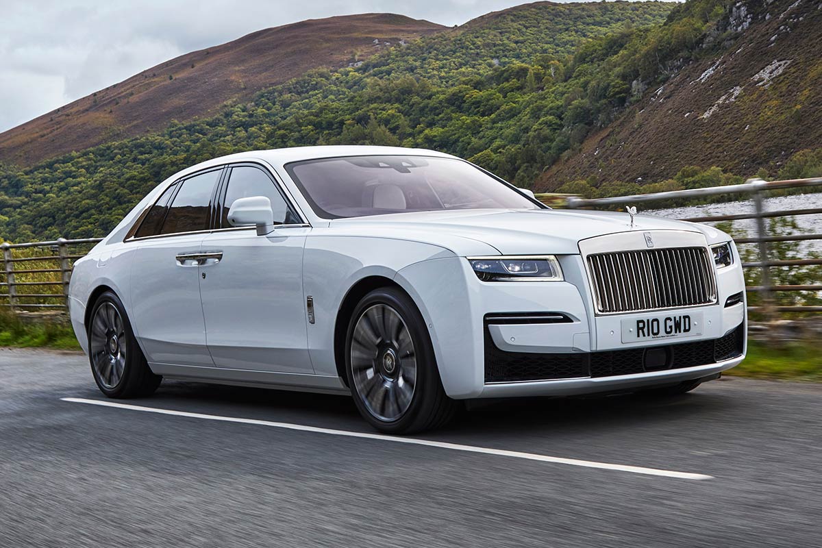 RollsRoyce to Launch its First Electric Car this Decade The Next Avenue